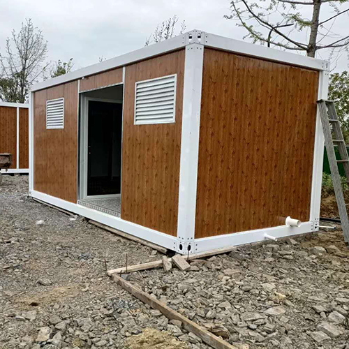 赣州集装箱厂家：新型住人集装箱应该如何做好保养工作？