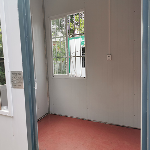 赣州住人集装箱厂家：集装箱的地板通常都是用什么材料制作的呢？